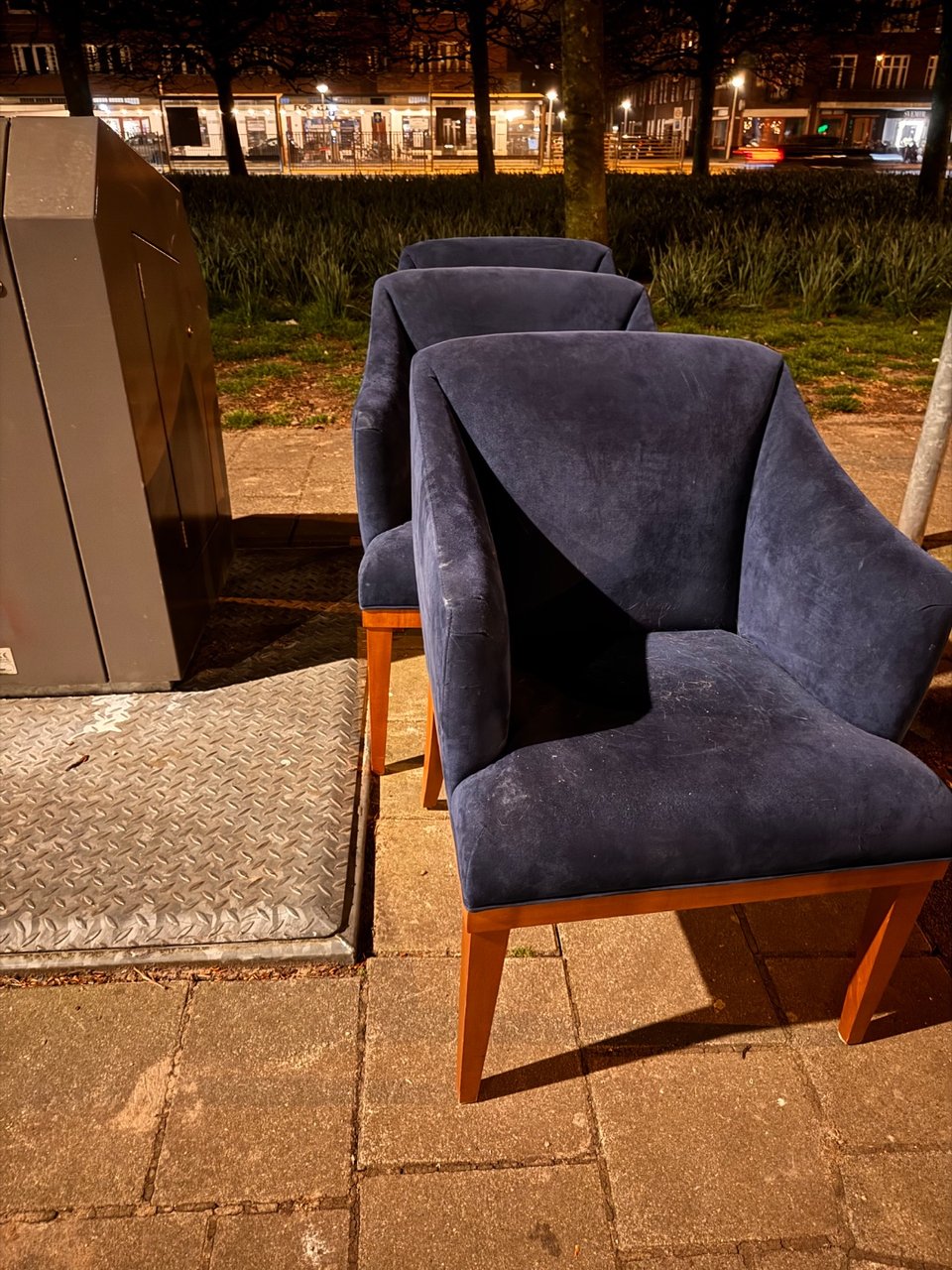 Three chairs with blue fabric at Olympiaplein.