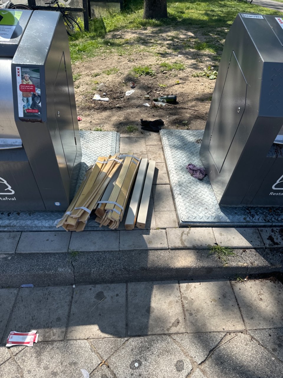 Lattenbodems and cabinet