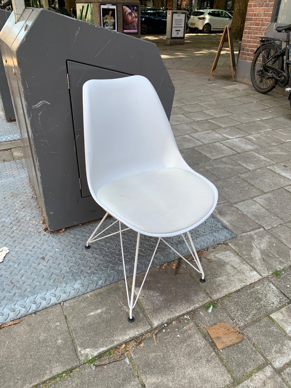 Ikea chair, lacks some screws