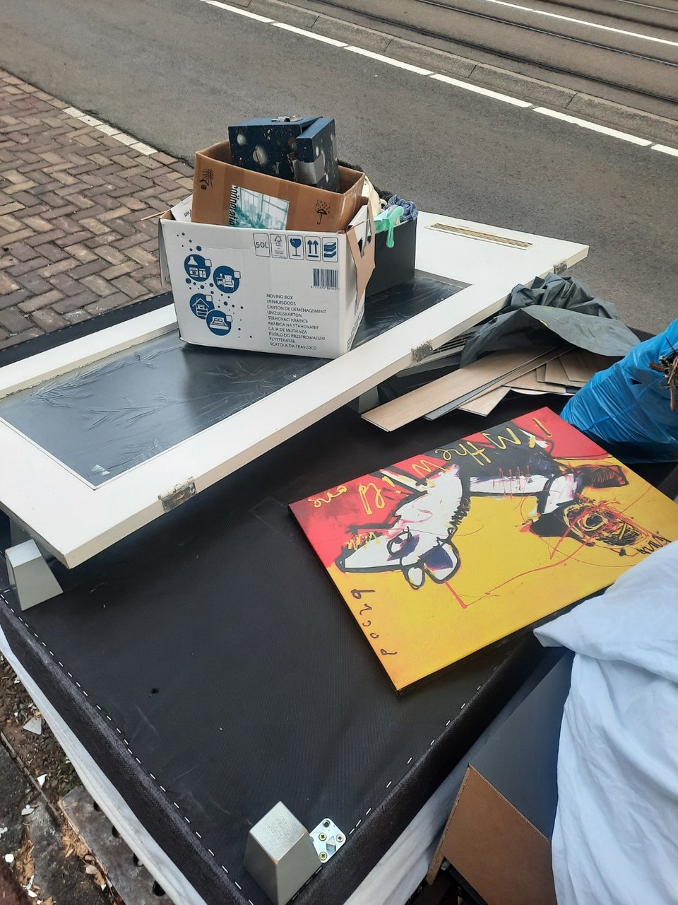 Kunstprint Brood en vintage deur