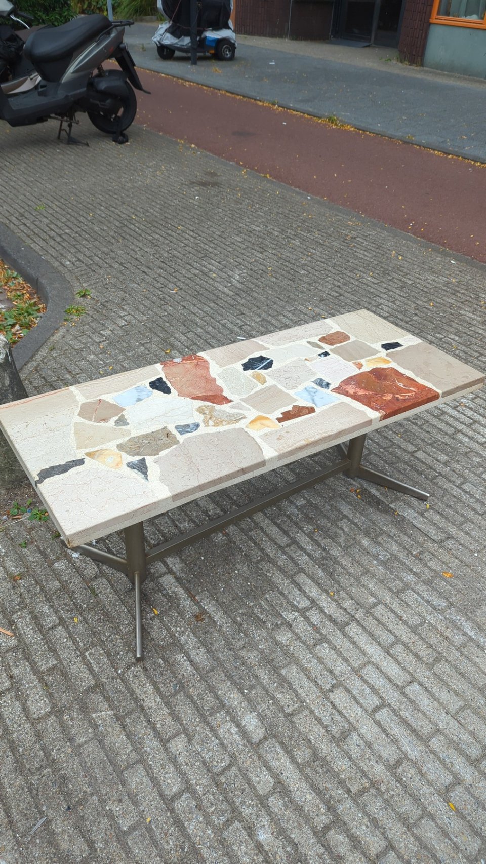 Salontafel met los zwaar marmeren blad