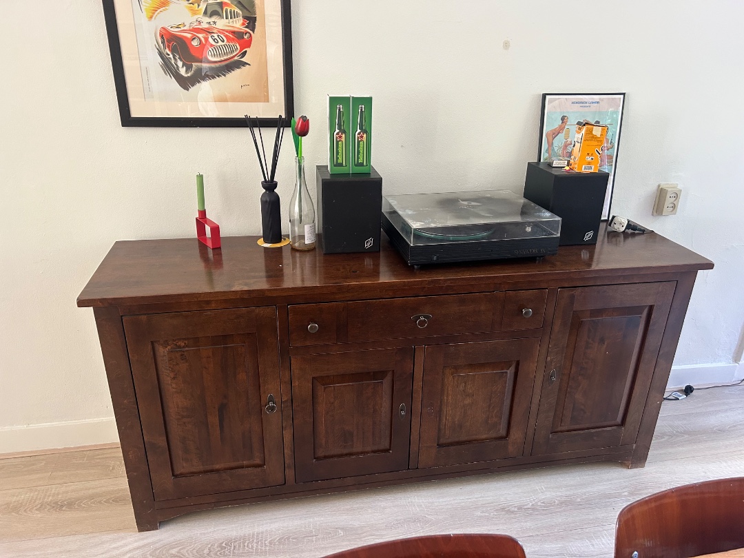 Vintage dresser - must go