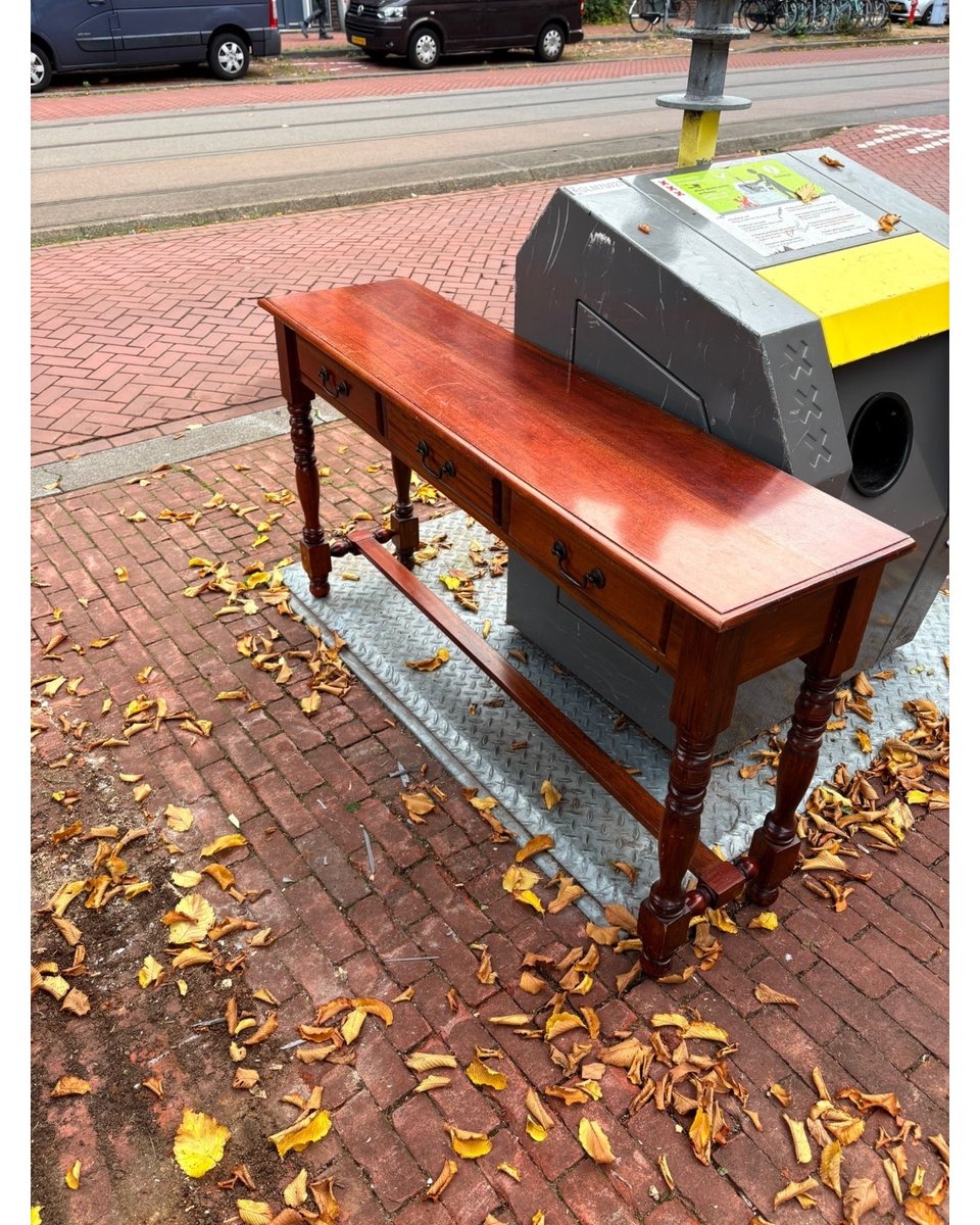 Table for hallsay / side table with 3 drawers. Good condition