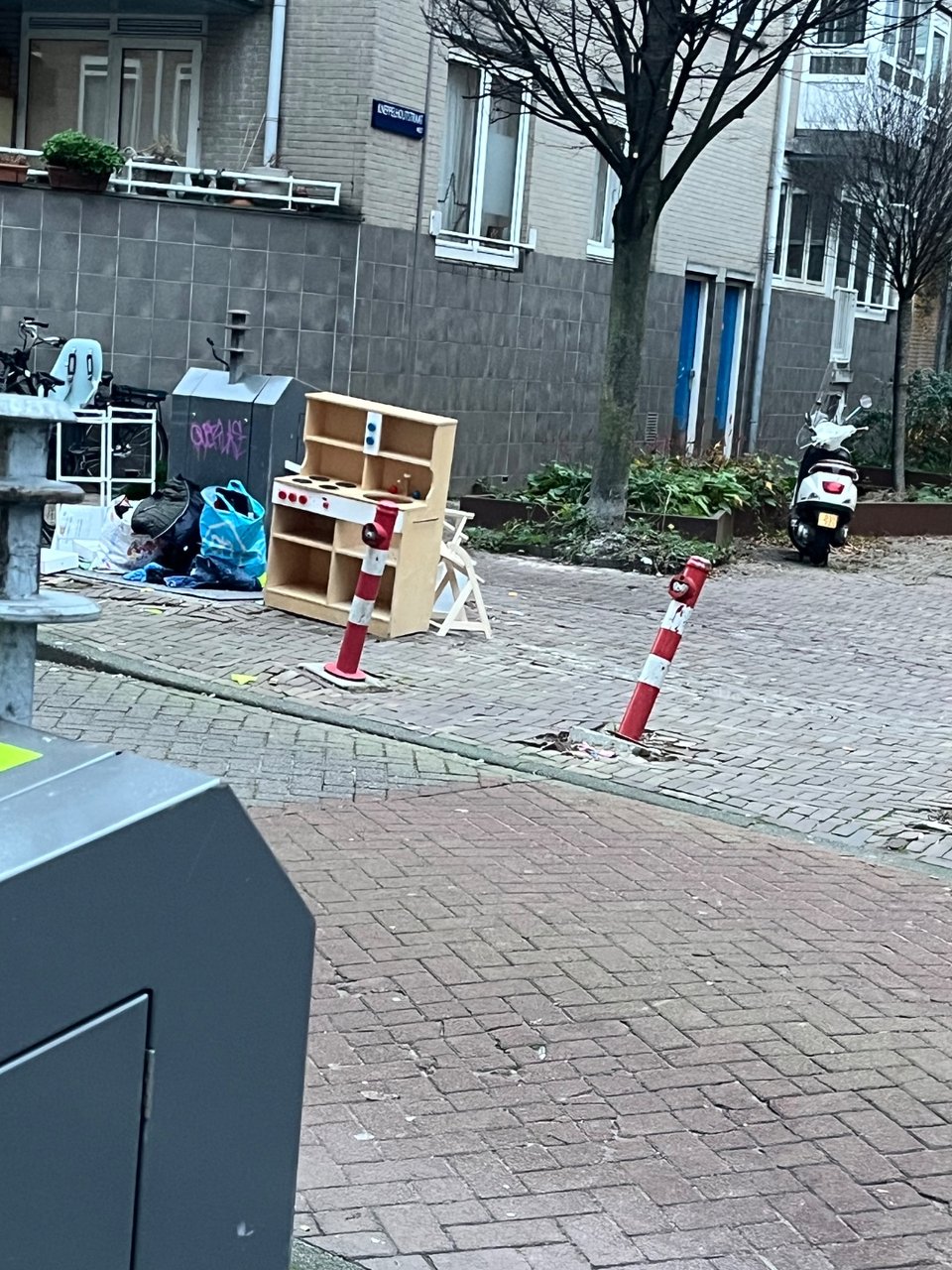 Speelkeuken. Hoek Borger/Kneppelhoutstraat
