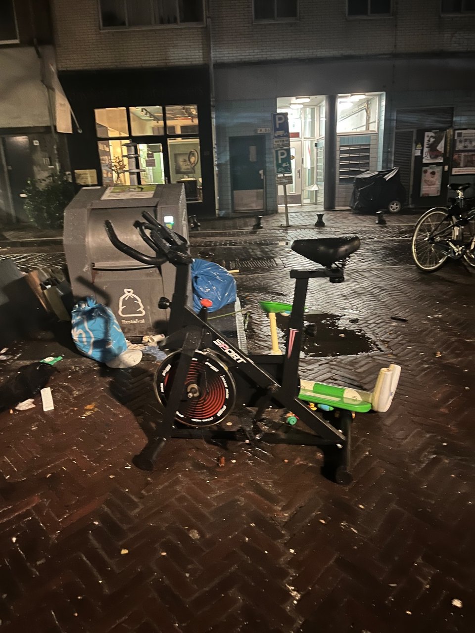 Stationary bike