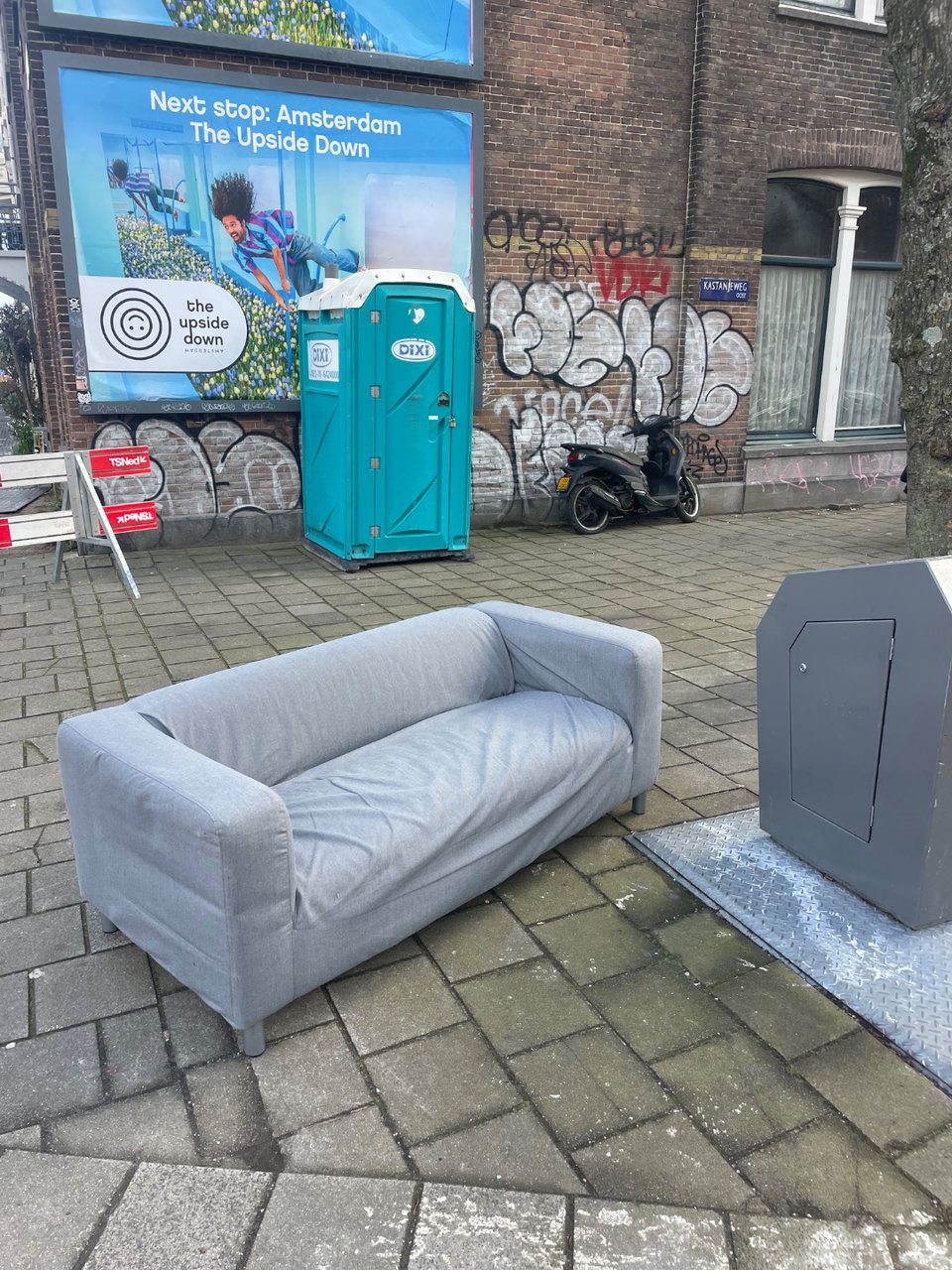 Bank gratis op te halen bij de hoek van Oosterpark