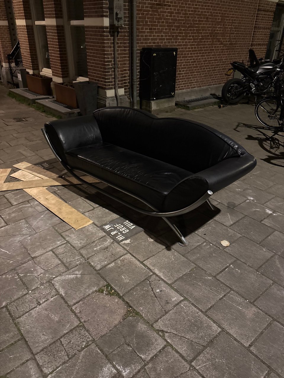 Bank (designer?) zit lekker