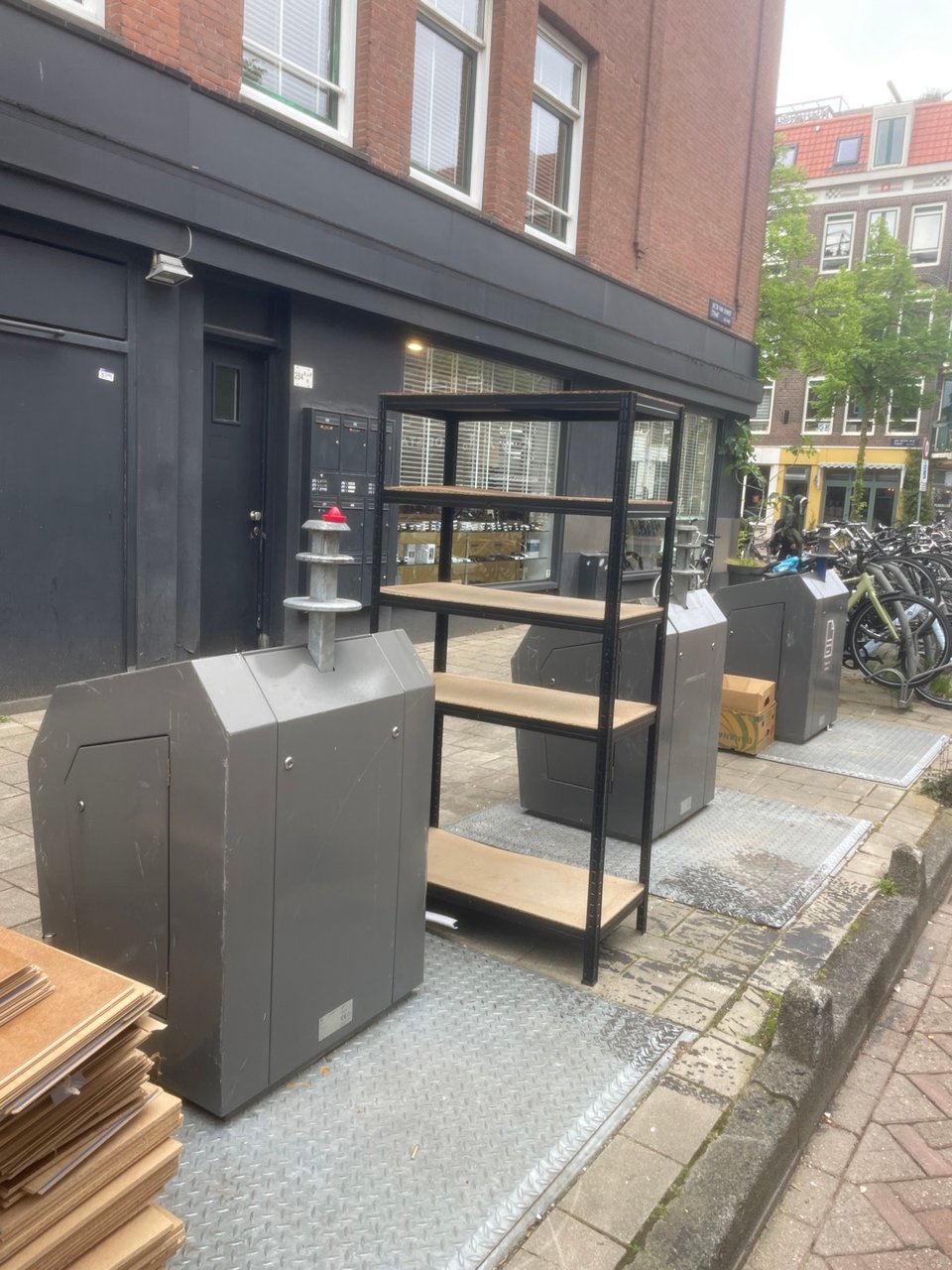 Laminaatvloer en kast