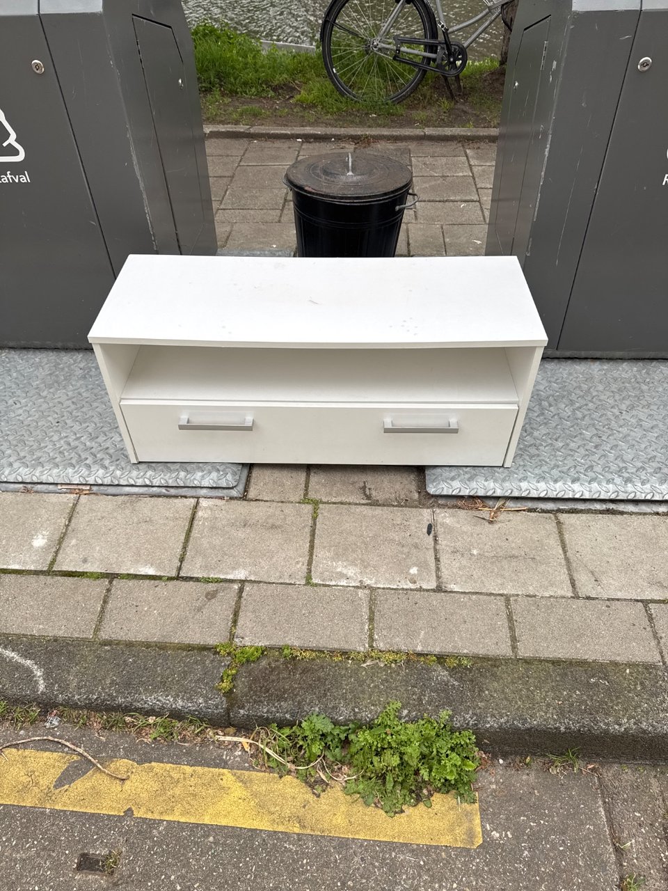 Small tv or koffie table
