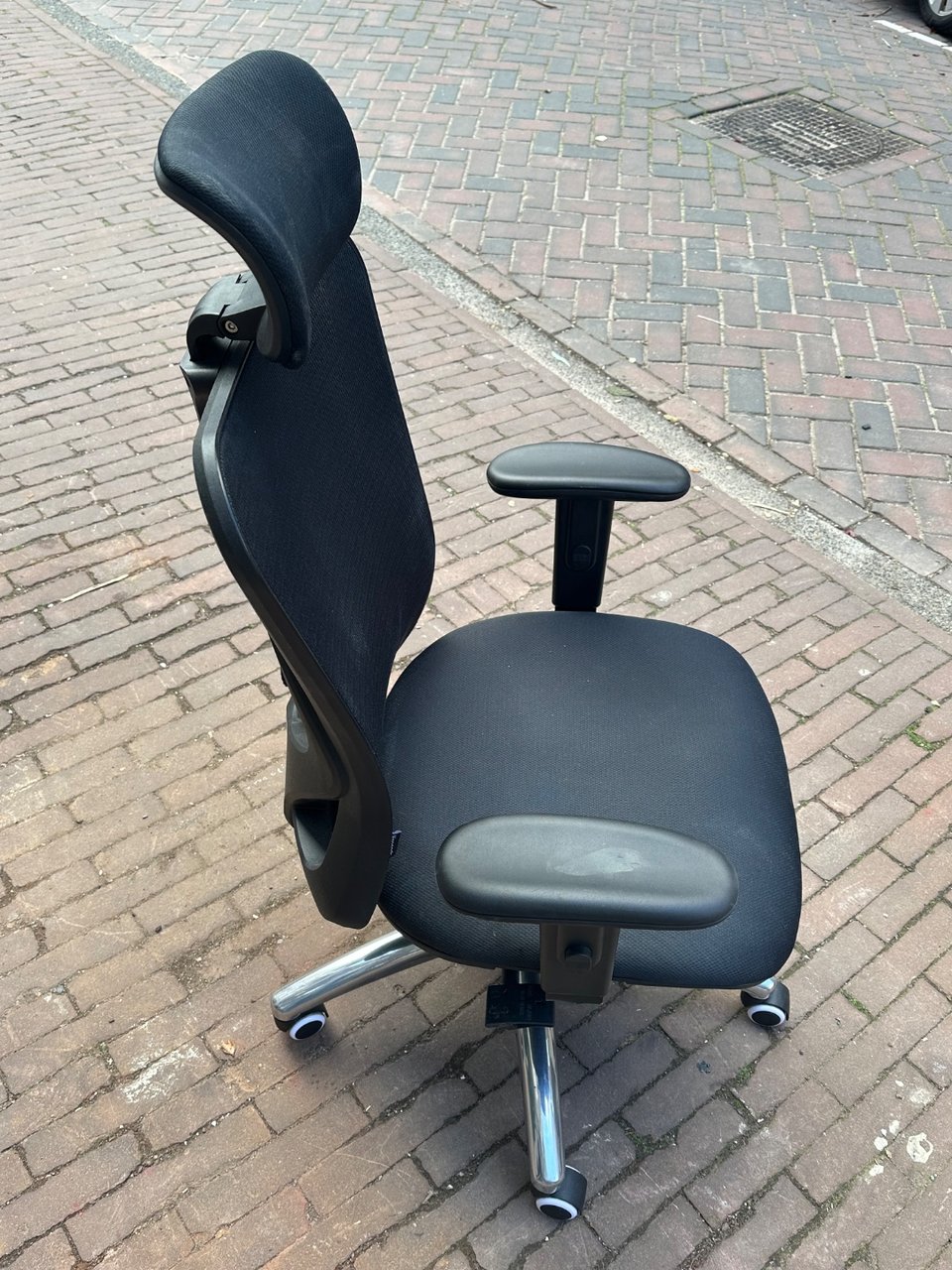 Nice desk chair in good condition