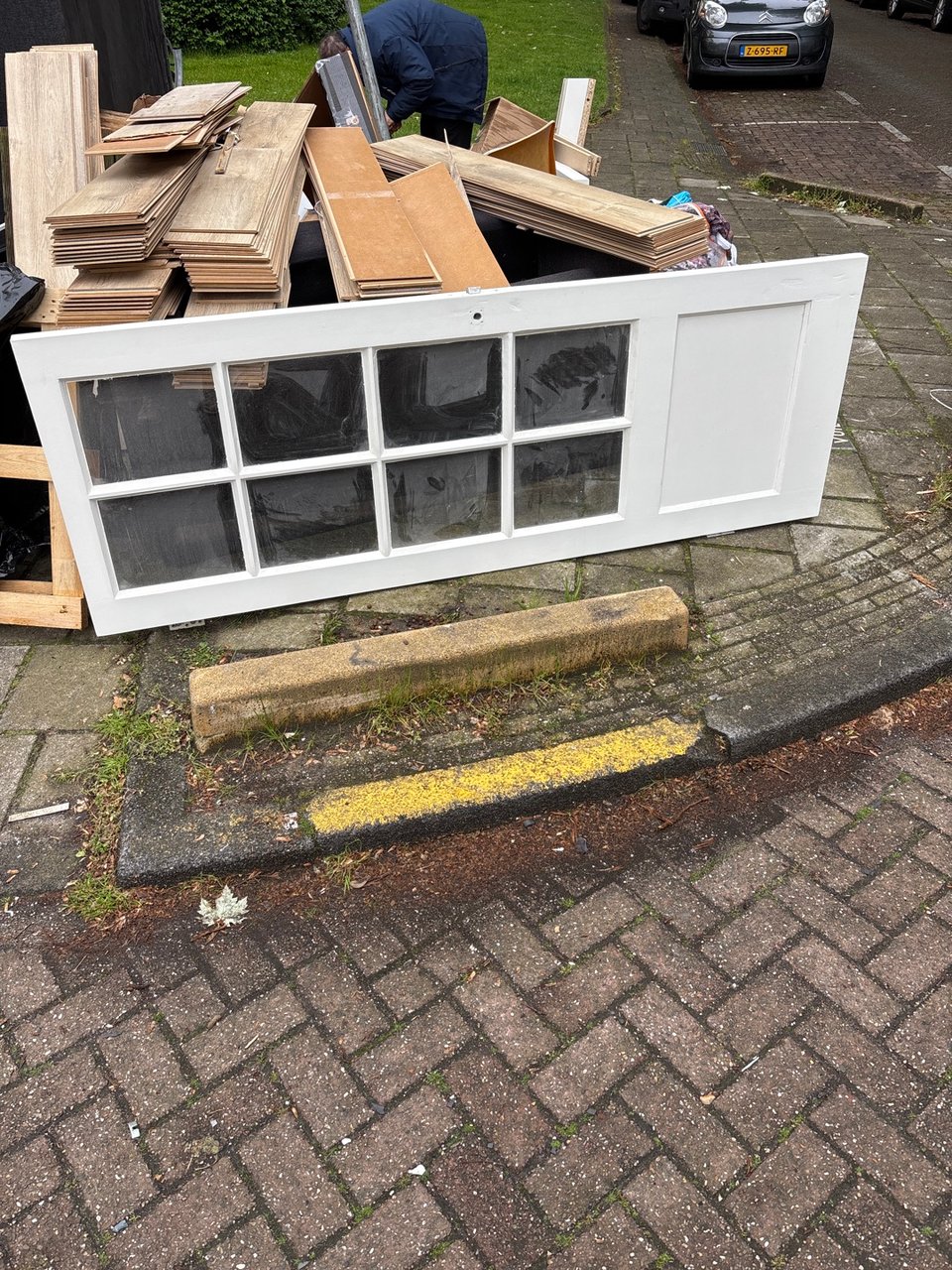 Solid wooden door with glass. Width 72cm.