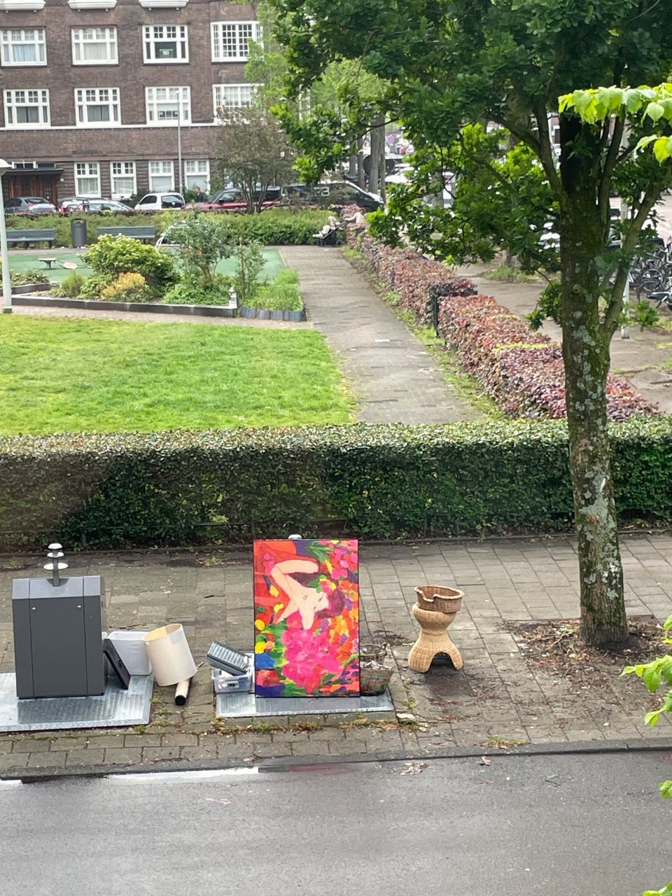 2x kattenmand en grote lijst met Ting